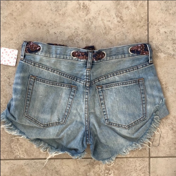 Free People Shorts NWT - Picture 4 of 4